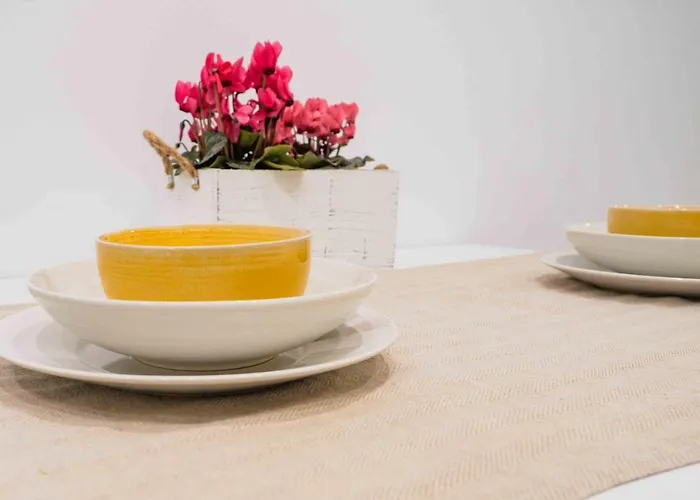 Canete Medica Fleming Apartment *